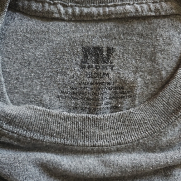 MV Sport University of Delaware Tee Shirt Size Medium - Picture 3 of 3